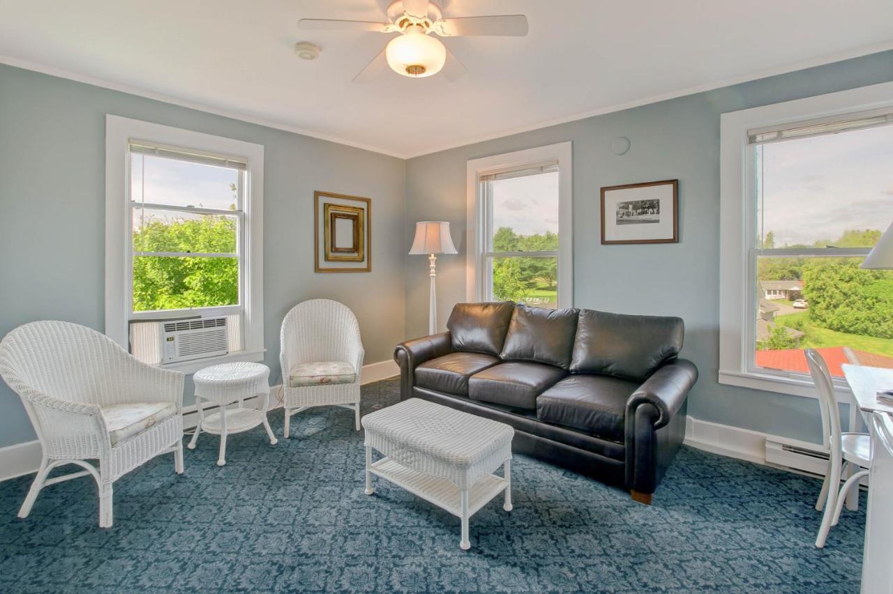 Basin Harbor Hotel Vergennes ภายนอก รูปภาพ